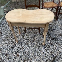Antique Make Up Table 