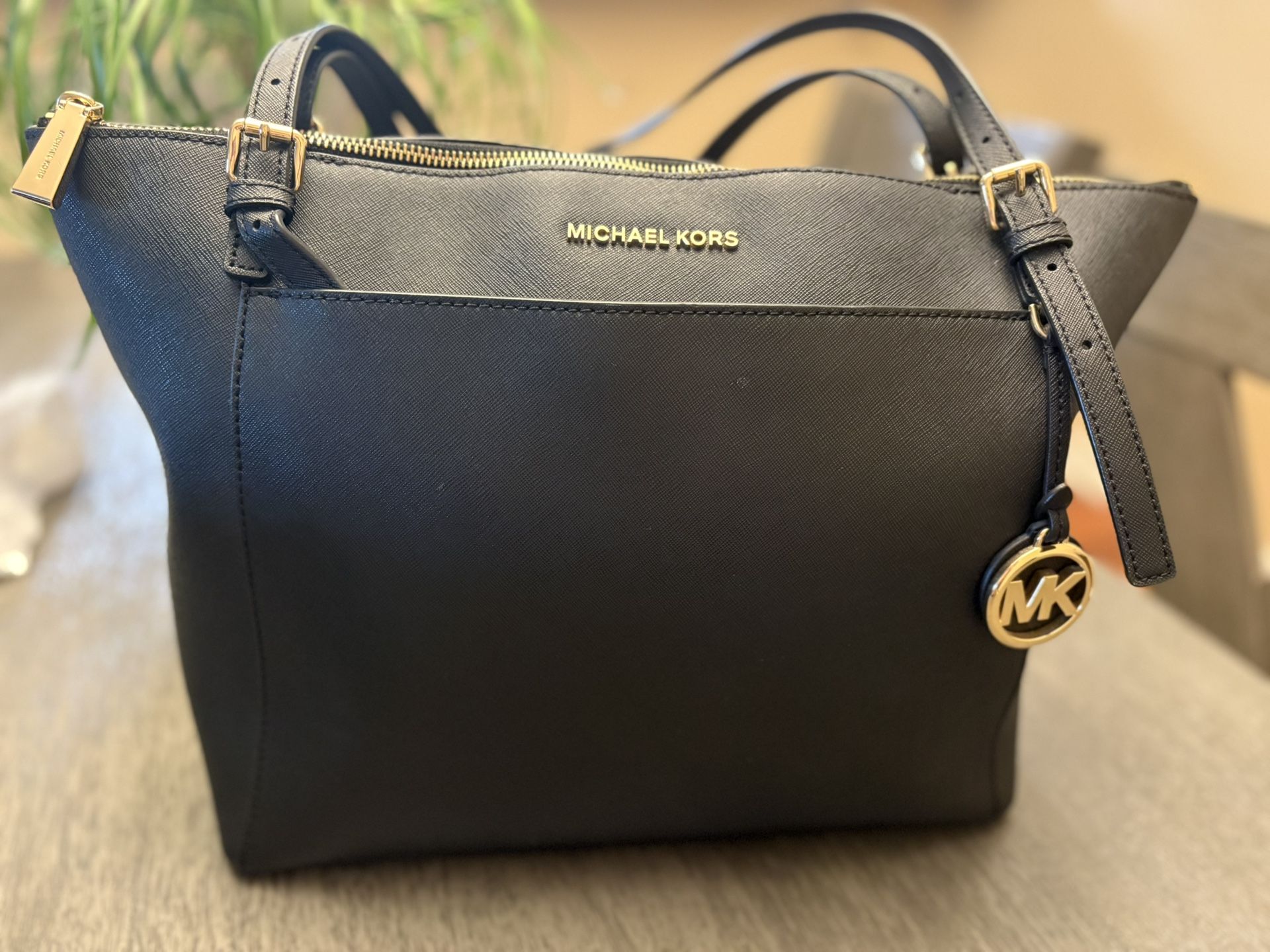 Michael Kors Tote