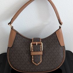 Michael Kors Signature Lillian Shoulder Bag 