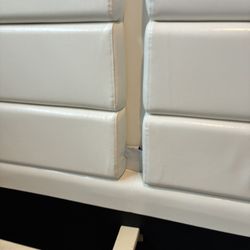 Queen Head Board On Clearance ( Only Head Board) 