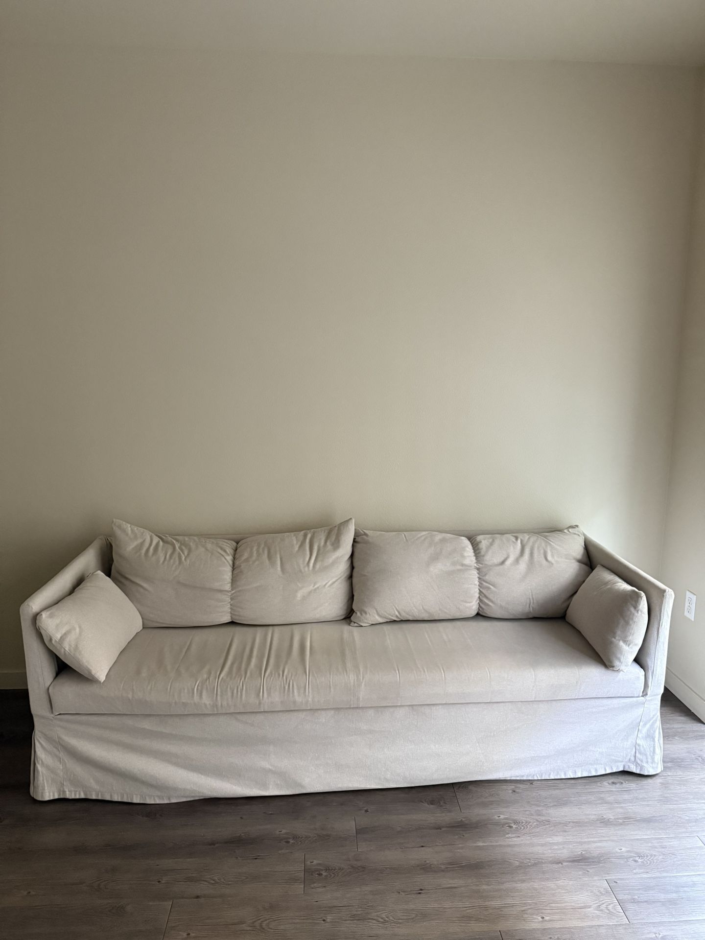 Beige Couch – Good Condition
