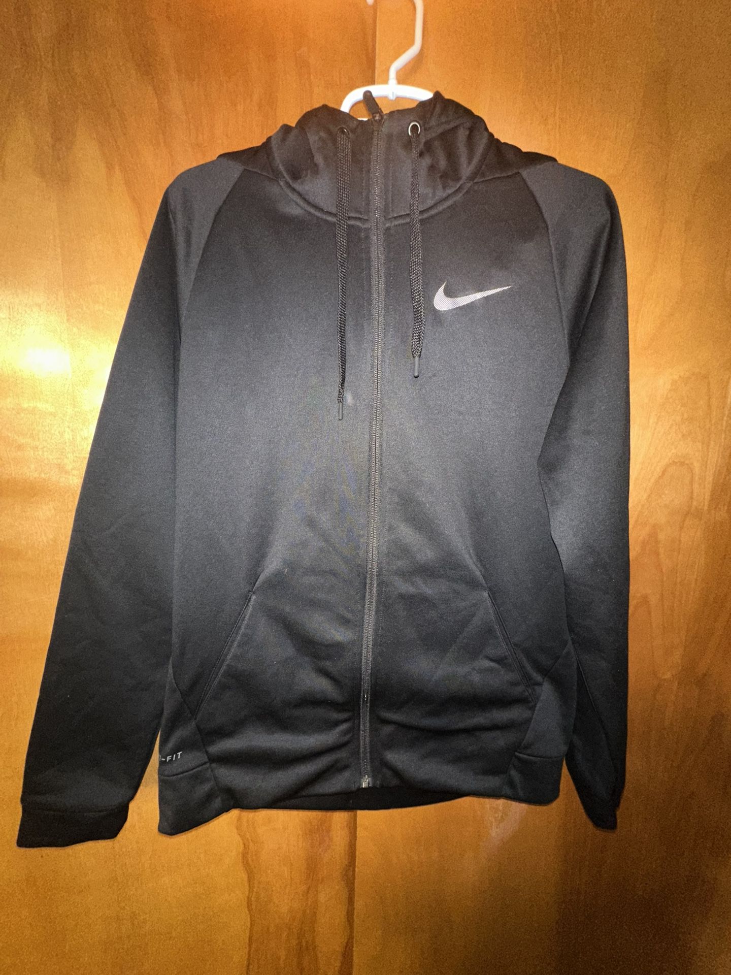 Nike Hoodie Mens Medium BlackSwoosh Therma Fit Hooded Sweatshirt Pockets