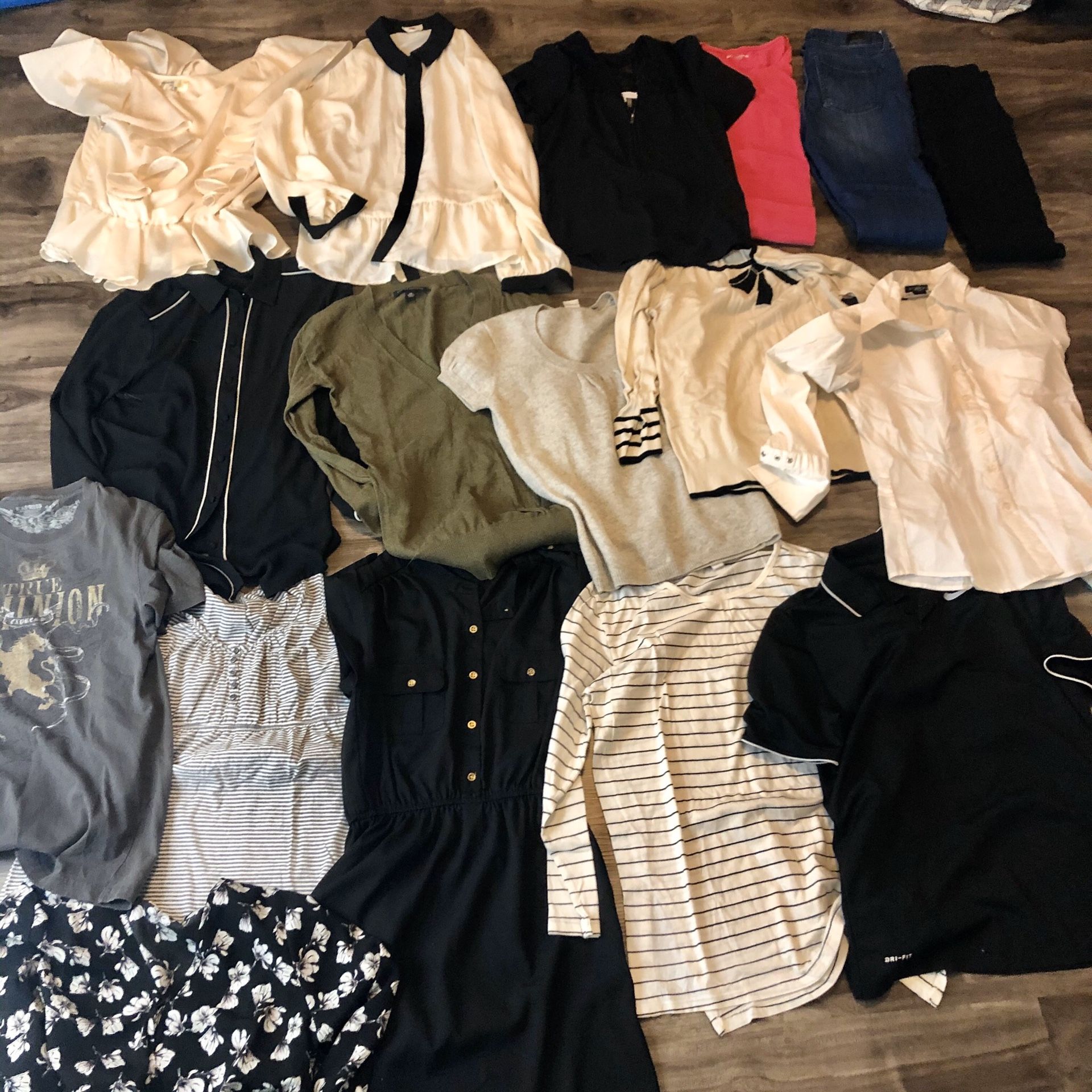 Bundle of women’s size XS and Small Clothes