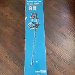 New 40V Makita XGT Hedge Trimmer
