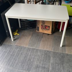 IKEA Table TOMMARyd 