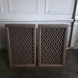 Pioneer CS- 301 speakers