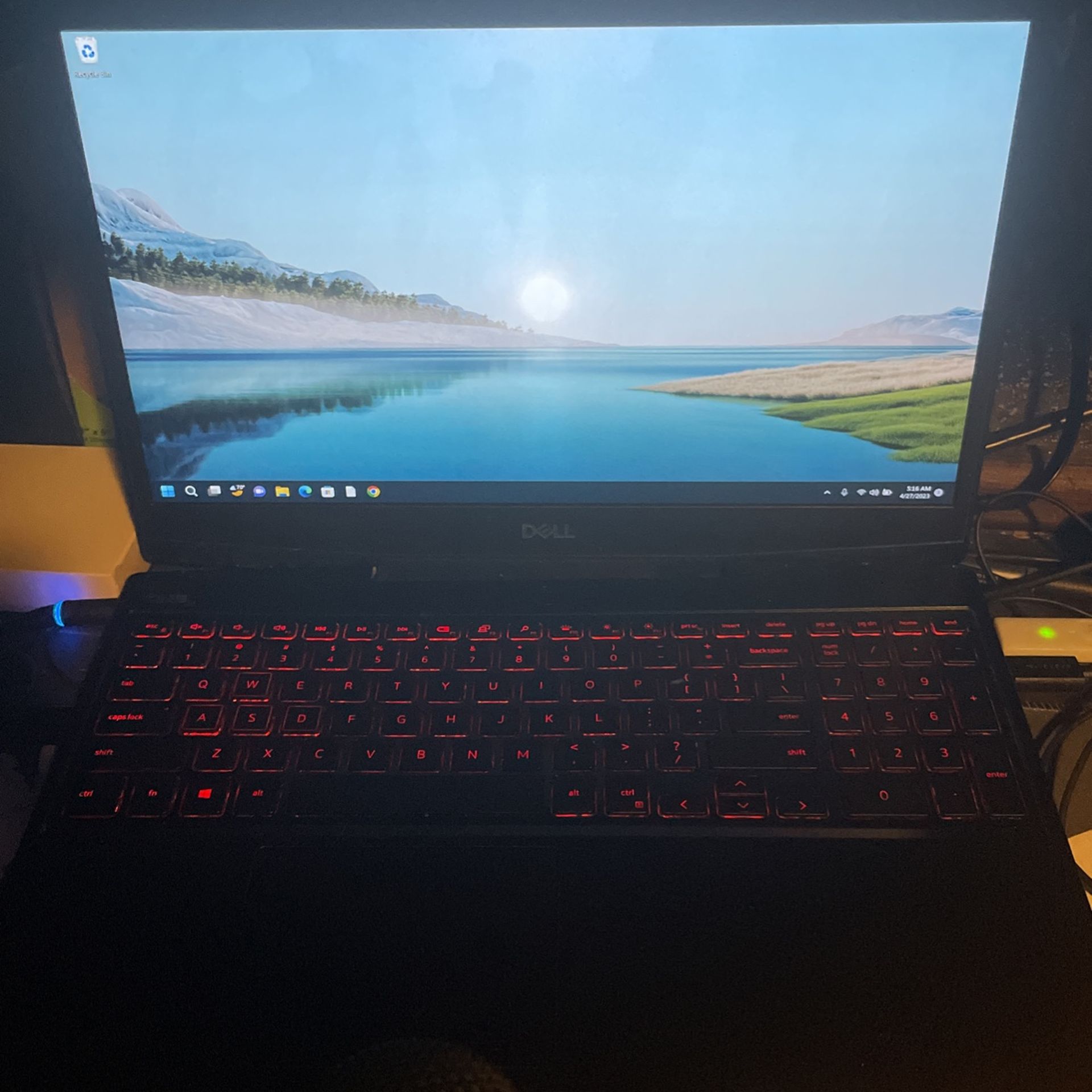 Selling Laptop For Gaming Pc, Or For Cash 700. (Will Throw In A 40 Dollar Cooling Fan For The Laptop For An Extra 25)