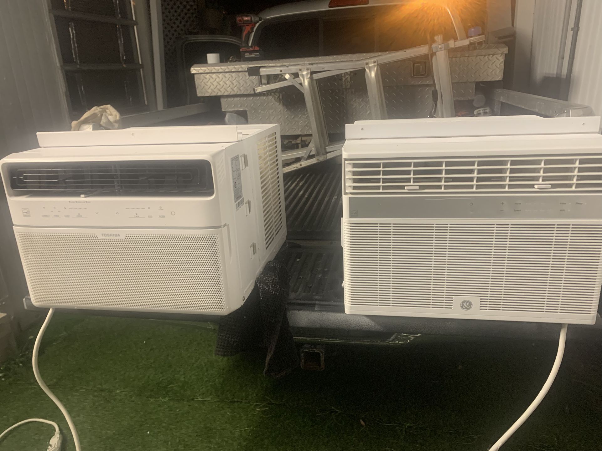 Dos Ac Unit 12000 Btu Cada Uno 