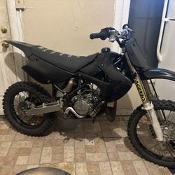 2011 KX 100