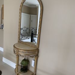 Console Table And Mirror 