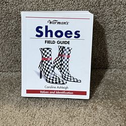 Warmans Shoes Field Guide (Warmans Field Guide) (Paperback)