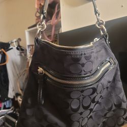 Coach (All Black Mongrahm 