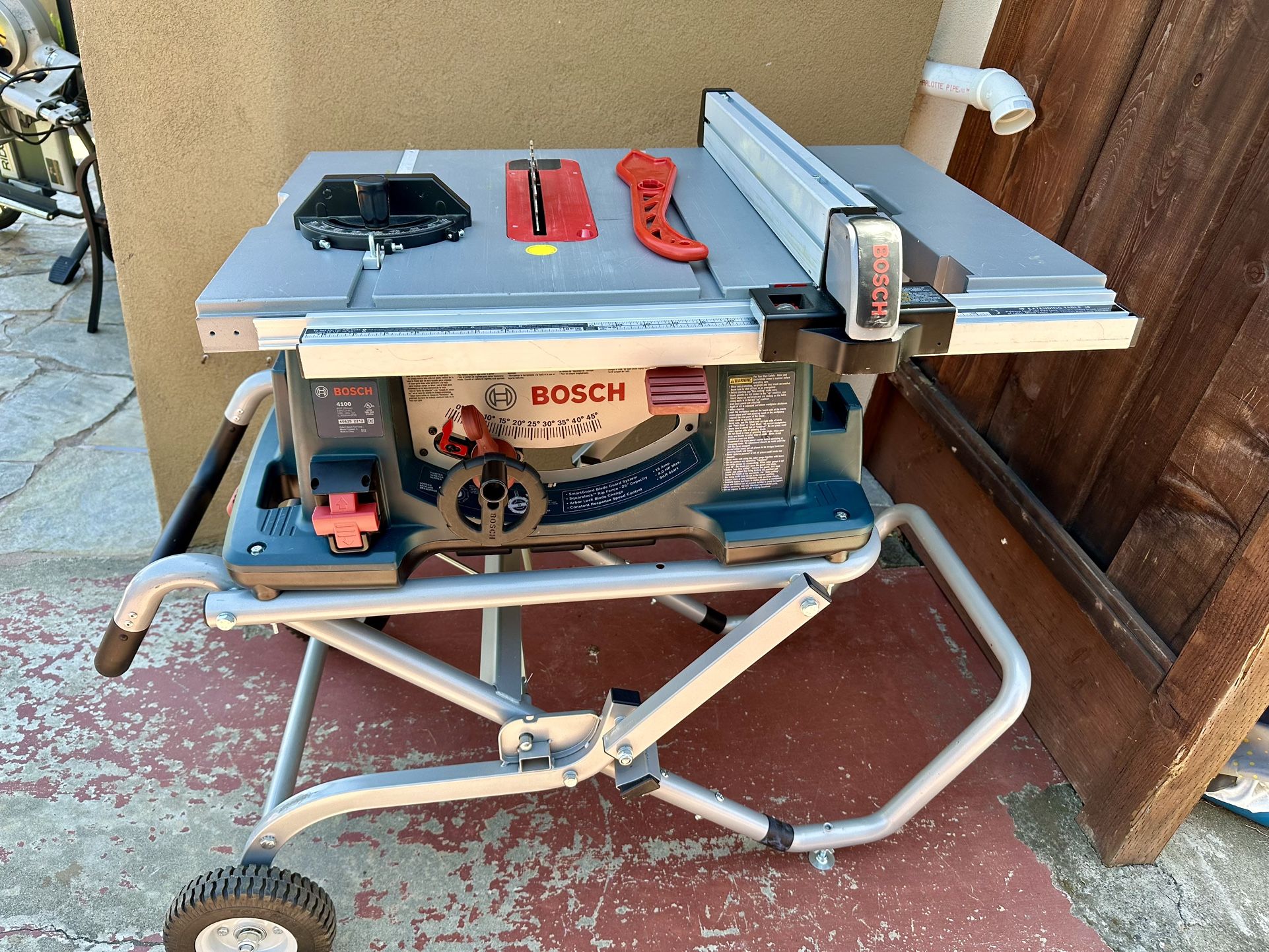 Bosch 10” Table Saw 