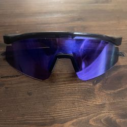 OAKLEY HYDRA SUNGLASSES (CRYSTAL BLACK / PRIZM VIOLET)