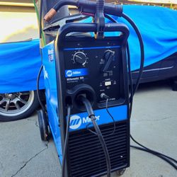Millermatic DVI Welder - (115V/230V) Like NEW!
