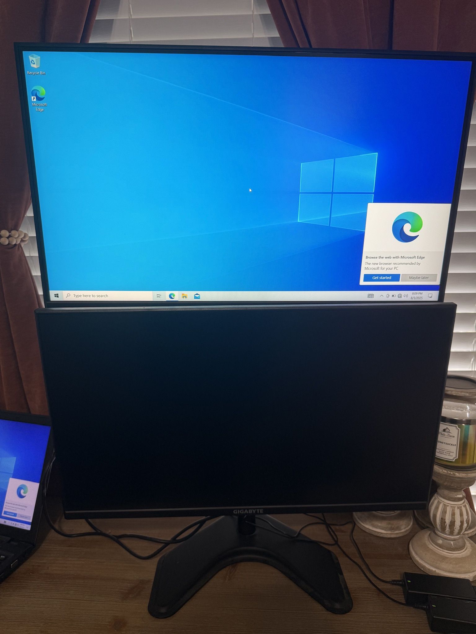 Double Vertical Gigabyte Monitors
