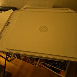 HP Deskjet 2752e printer