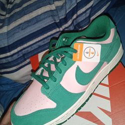 Nike Dunks