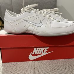 Nike Sneakers 