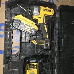 Dewalt Gun