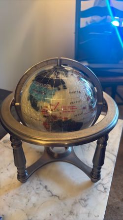 Small globe- mother of pearl and other stones