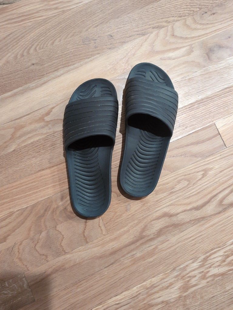 Athletic Works Adult Men’s Tunnel Slide Sandal/ Flipflop/ Slippers 