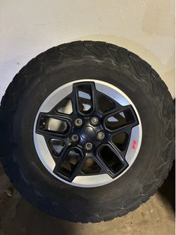 Jeep Rims with Tires