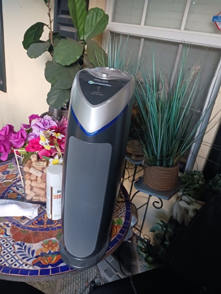 LARG GERM GARDIAN LIKE NEW AIR PURIFER 18 FINAL PRICE