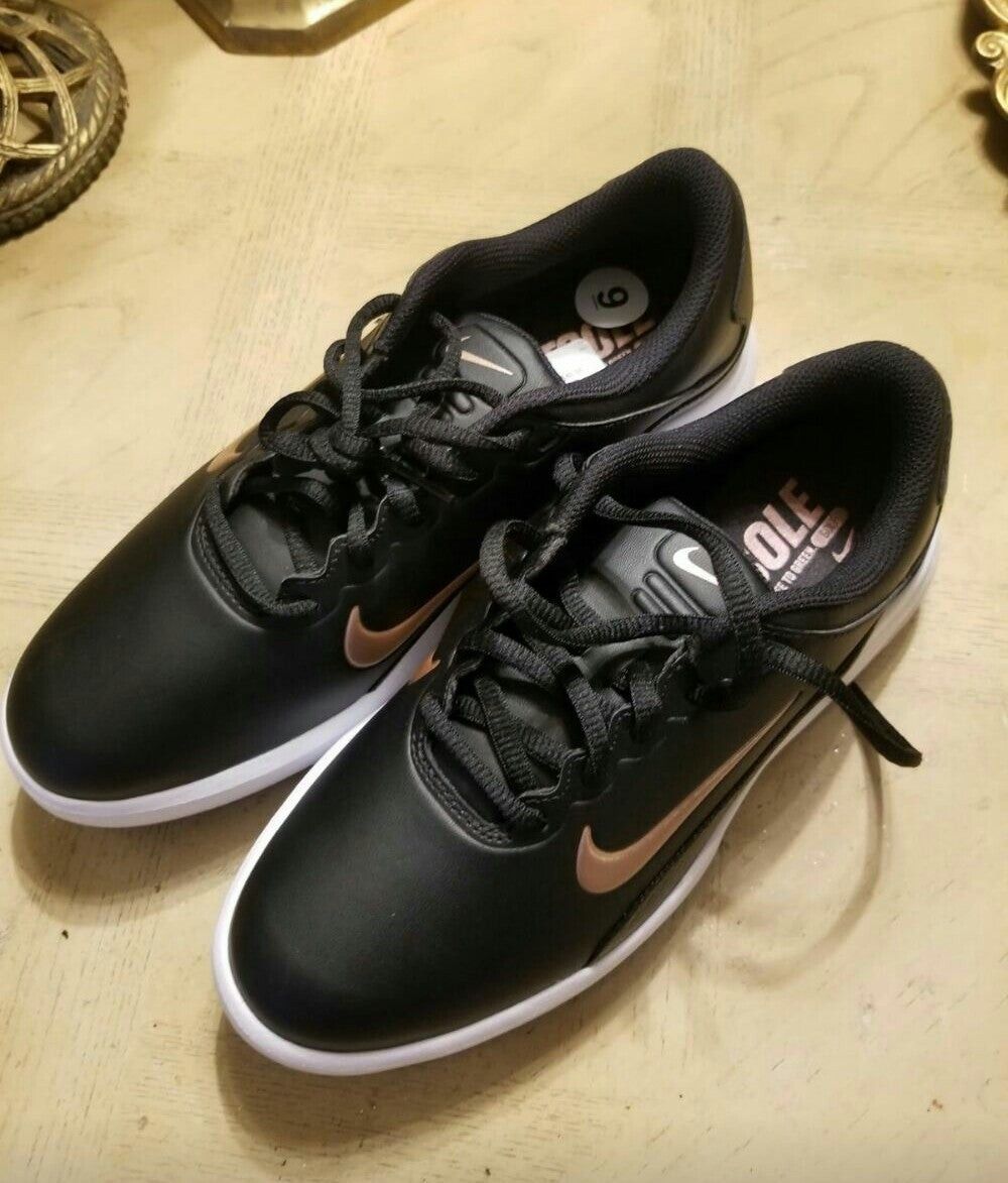 Nike Fitsole Tennis Shoe
