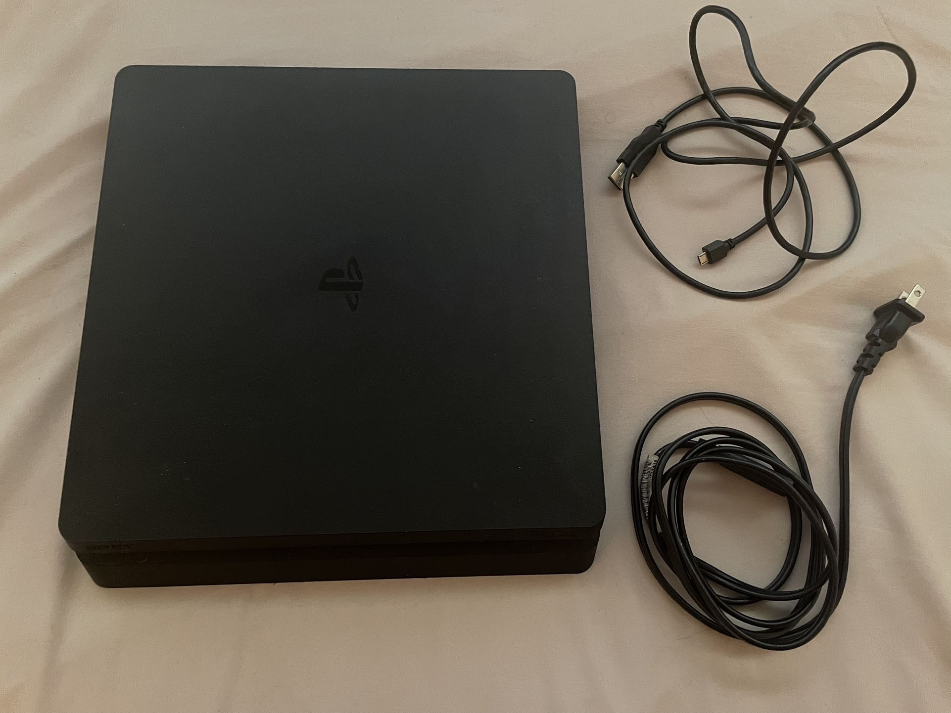 PS4 Slim