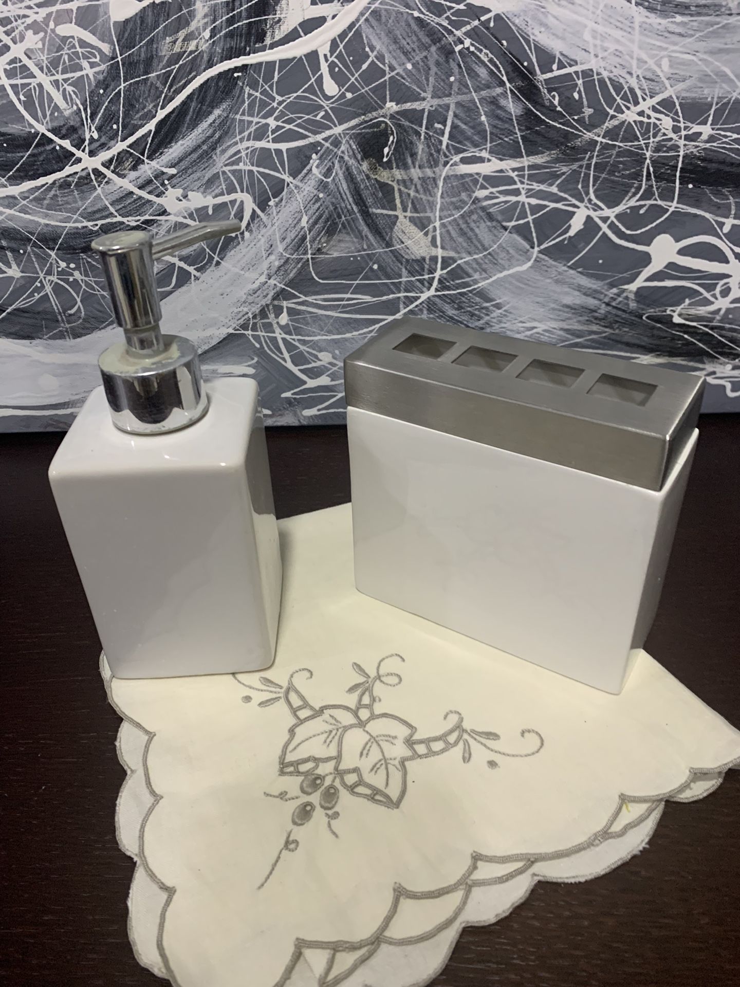 Bathroom soap and toothbrush holder 2 pc Purchased in Italy