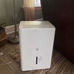 GE ENERGY STAR 35 Pint Portable Dehumidifier, model ADEL35LZ.