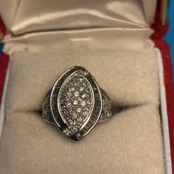 14 K White Gold Ring With Diamonds