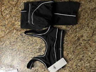 Alo Yoga Set