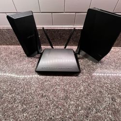Netgear NIGHTHAWK WiFi Router modem + Extender Combo