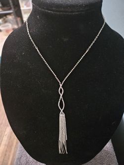 Silver Tone Tassel Pendant Necklace
