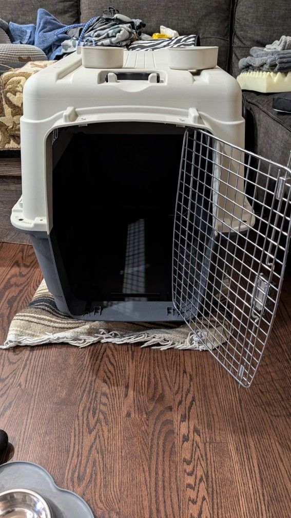 PetMate 32" Ultra Vari Dog & Cat Kennel