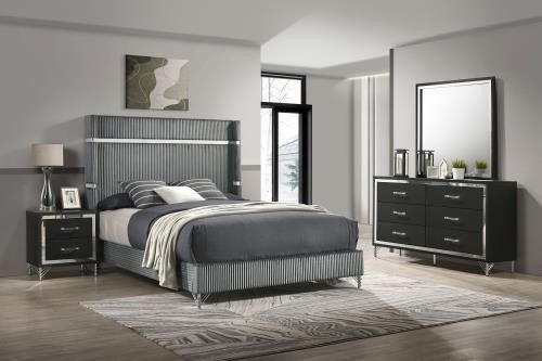 Four Piece Queen Bedroom Set With Queen Bed Frame Dresser Mirror And Nightstand On Sale Now Don't Miss
