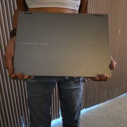 ASUS vivobook  14
