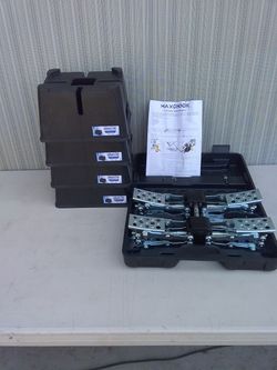 X-SHAPED WHEEL STABILIZER AND SQUARE TRAILER JACK BLOCK