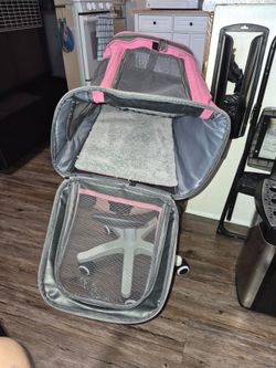 Dog carrier