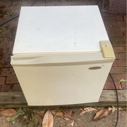 Small Réfrigérator