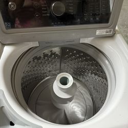 GE High efficiency washer  Cash Only