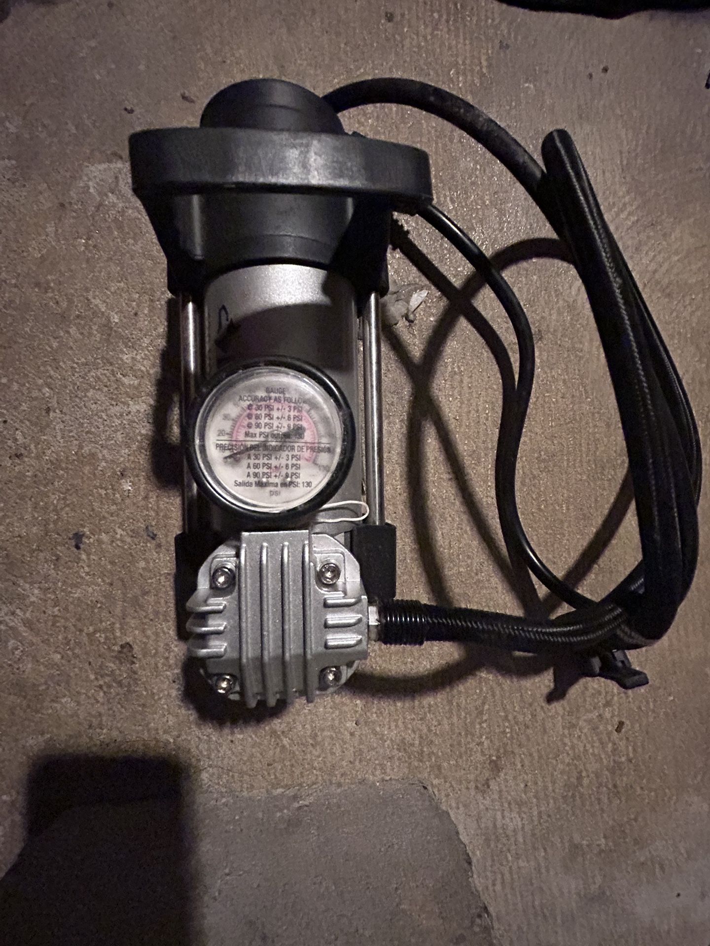 12v Husky Inflatory Light 