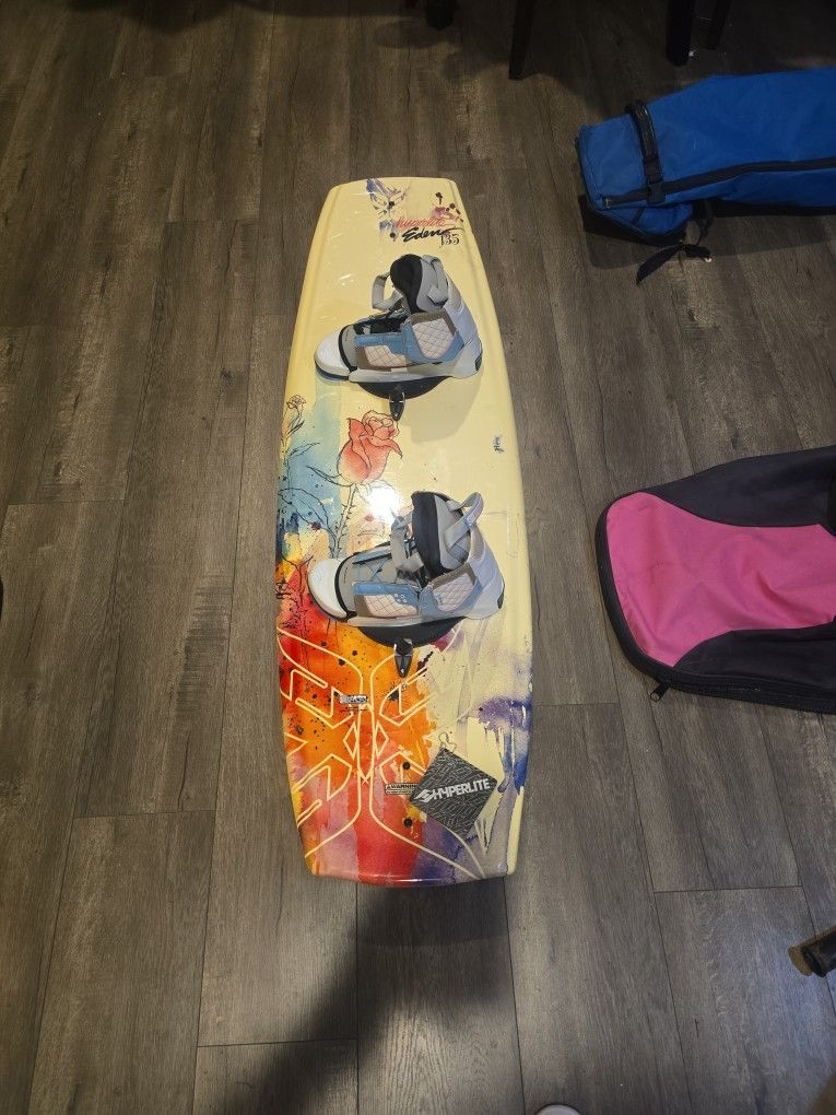 HYPERLITE EDEN 135 WAKEBOARD &VARGAS SERIES