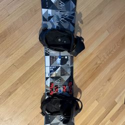 Burton 160cm Clash Snowboard w/ Burton Malavita L/XL Bindings