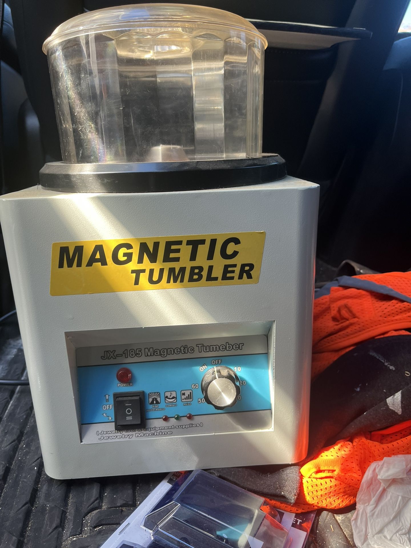 Magnetic Tumbler