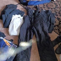 Snowboarding Pants Snow Clothes Jackets All In Brand New Condition My Kids Stuff Starts At 20 The Adults Start At 40