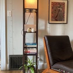 Floor Lamp with Usb Port, Outlet And Shelves