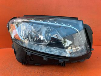 2016 - 2019 Mercedes Benz GLC Right Passenger Halogen Headlight OEM A(contact info removed)